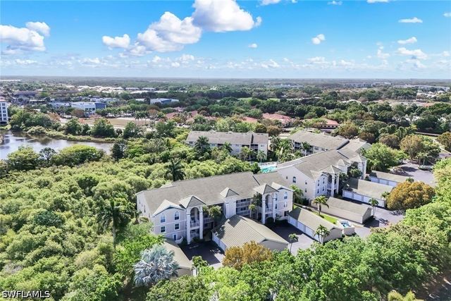 28851 Bermuda Lago CT 304, Bonita Springs, FL 34134