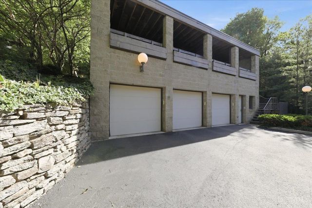 2138 Ohio Avenue, Cincinnati, OH 45219