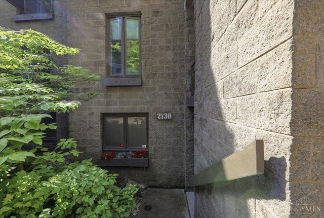 2138 Ohio Avenue, Cincinnati, OH 45219