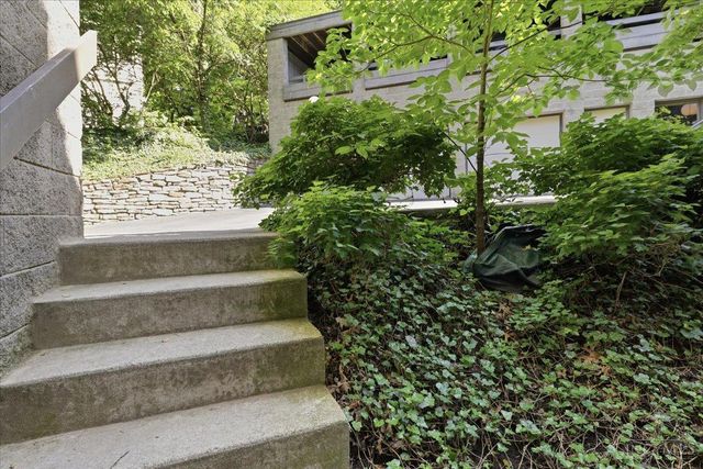 2138 Ohio Avenue, Cincinnati, OH 45219