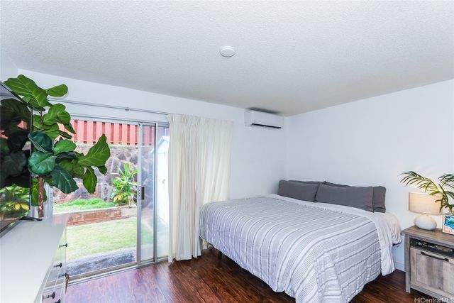 94-793 Leomana Way, Waipahu, HI 96797