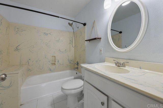 3008 Plaza Lorenzo, Bonita, CA 91902