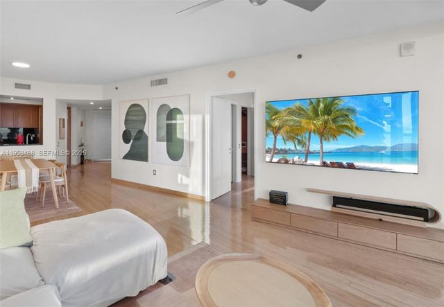 450 Alton Rd 2810, Miami Beach, FL 33139