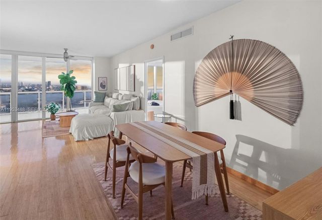 450 Alton Rd 2810, Miami Beach, FL 33139