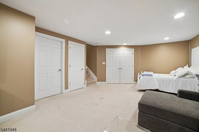 509 Binghampton Ln, Livingston Twp., NJ 07039