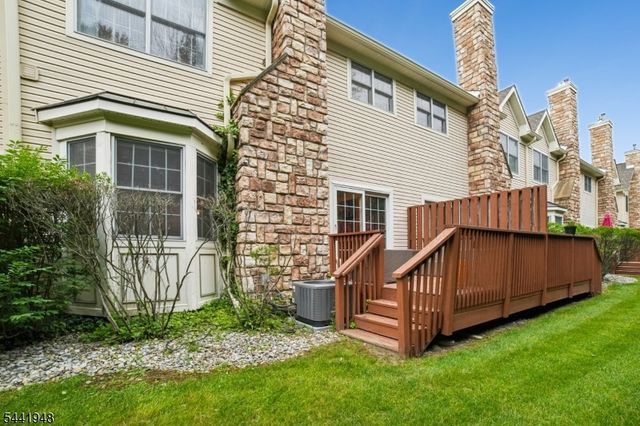 509 Binghampton Ln, Livingston Twp., NJ 07039
