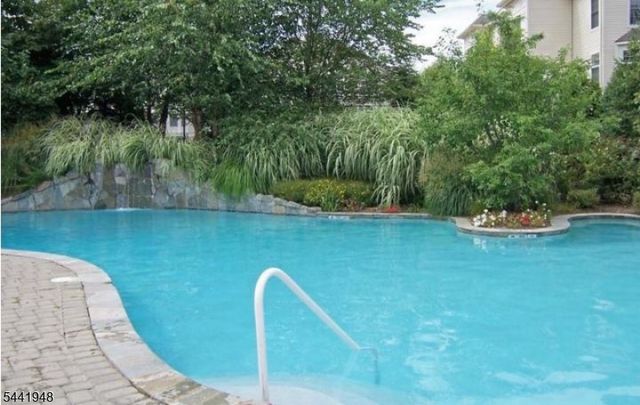 509 Binghampton Ln, Livingston Twp., NJ 07039
