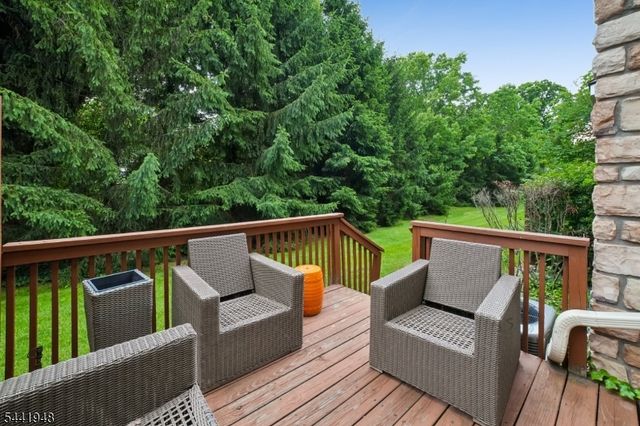 509 Binghampton Ln, Livingston Twp., NJ 07039
