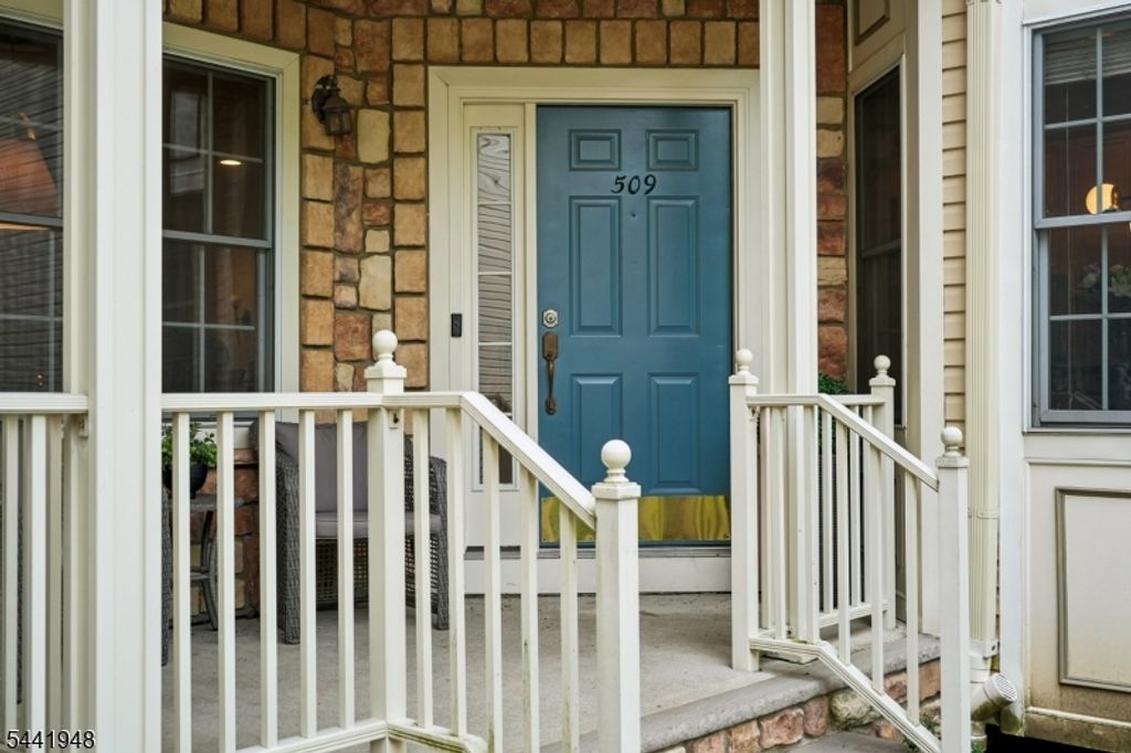 509 Binghampton Ln, Livingston Twp., NJ 07039