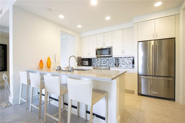 1035 3rd AVE S 303, Naples, FL 34102