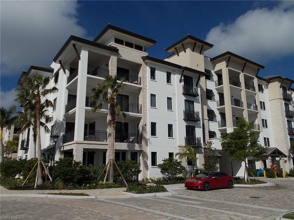 1035 3rd AVE S 303, Naples, FL 34102