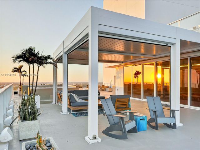 2020 N Bayshore Dr PH-4104, Miami, FL 33137