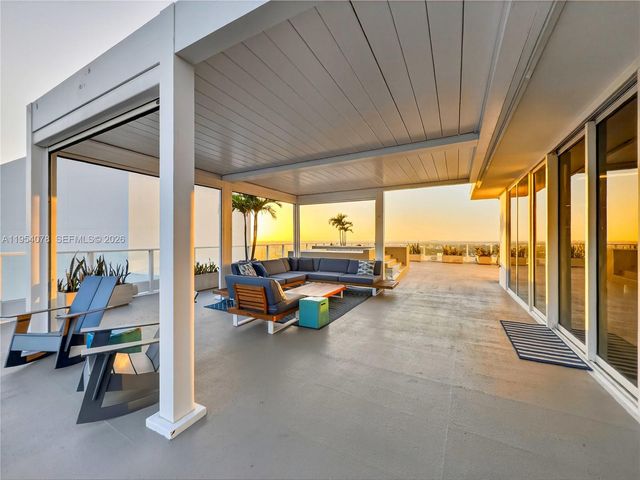 2020 N Bayshore Dr PH-4104, Miami, FL 33137