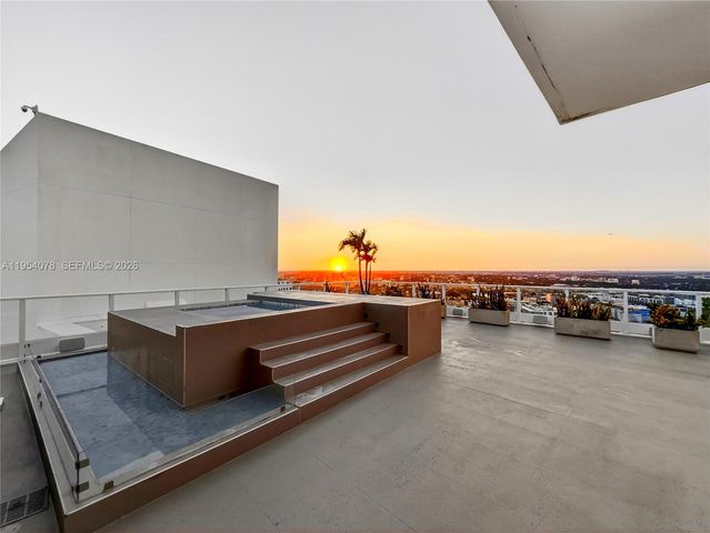 2020 N Bayshore Dr PH-4104, Miami, FL 33137