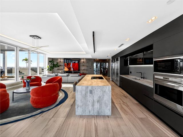 2020 N Bayshore Dr PH-4104, Miami, FL 33137