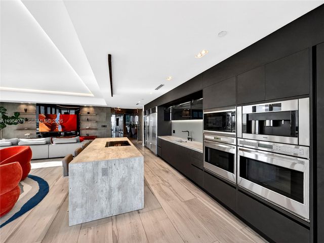 2020 N Bayshore Dr PH-4104, Miami, FL 33137