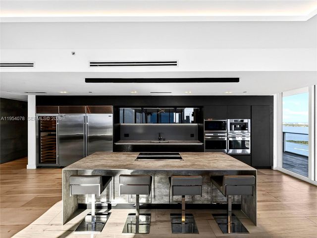 2020 N Bayshore Dr PH-4104, Miami, FL 33137