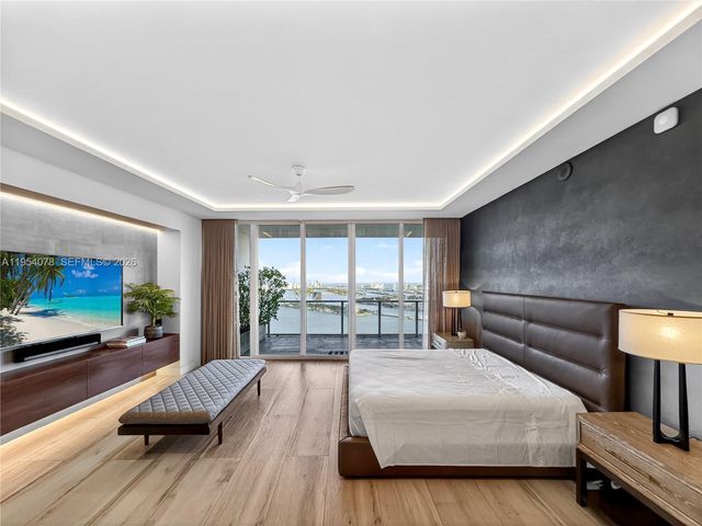 2020 N Bayshore Dr PH-4104, Miami, FL 33137