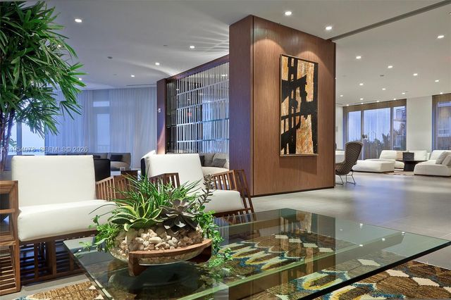 2020 N Bayshore Dr PH-4104, Miami, FL 33137