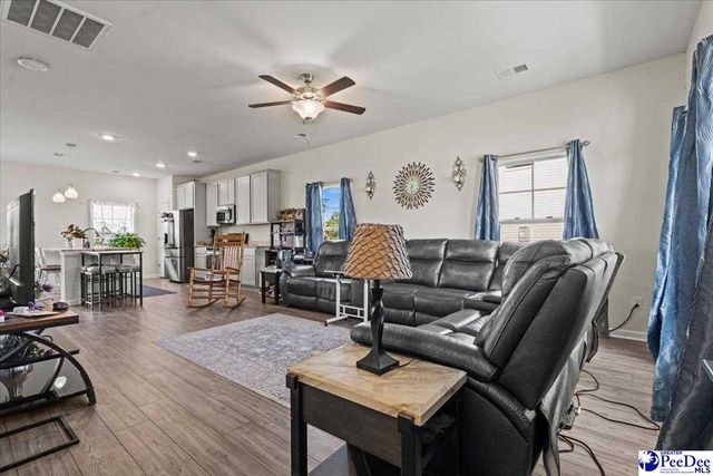 1068 Summer Duck Loop, Florence, SC 29501
