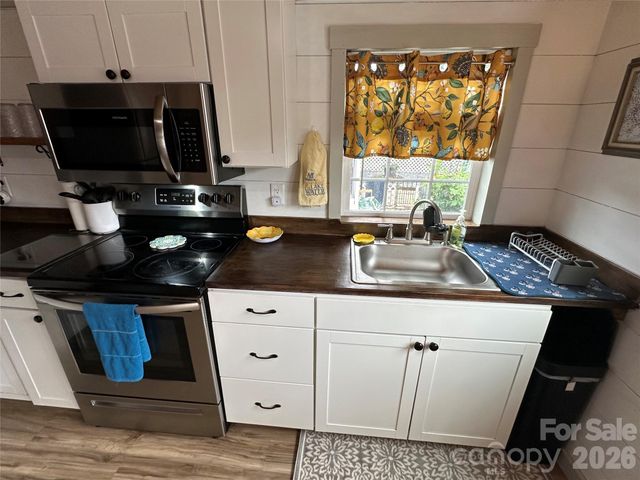 120 Cardinal Drive, New London, NC 28127