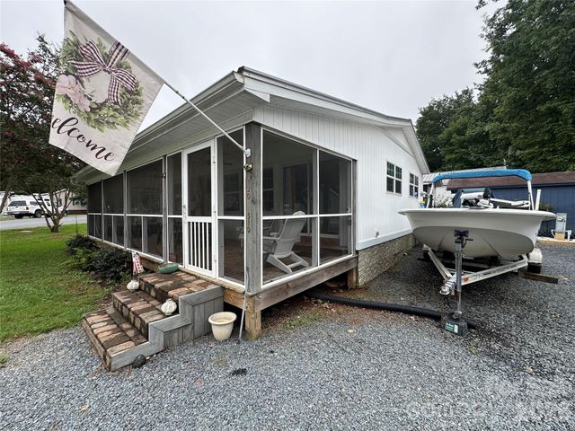 120 Cardinal Drive, New London, NC 28127