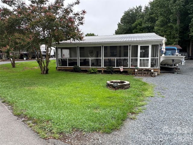 120 Cardinal Drive, New London, NC 28127