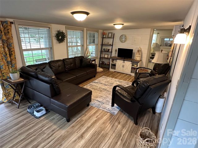 120 Cardinal Drive, New London, NC 28127