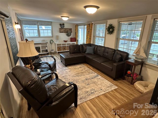 120 Cardinal Drive, New London, NC 28127