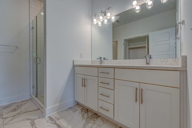 324A Queen Ave, Nashville, TN 37207