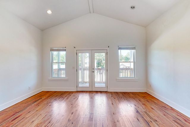 324A Queen Ave, Nashville, TN 37207