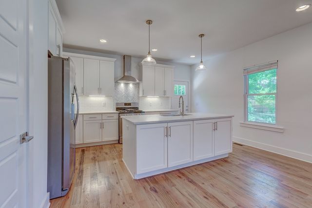 324A Queen Ave, Nashville, TN 37207