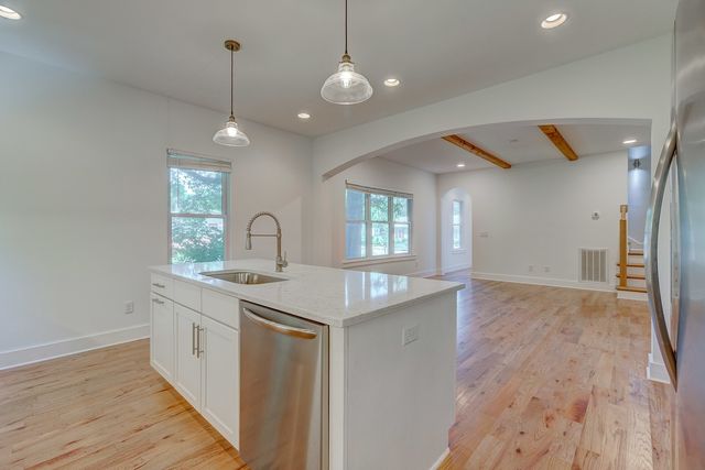324A Queen Ave, Nashville, TN 37207