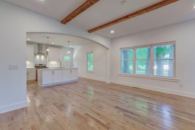 324A Queen Ave, Nashville, TN 37207