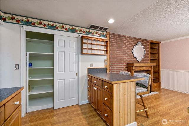 10916 Lundstrom Drive SW, Lakewood, WA 98498