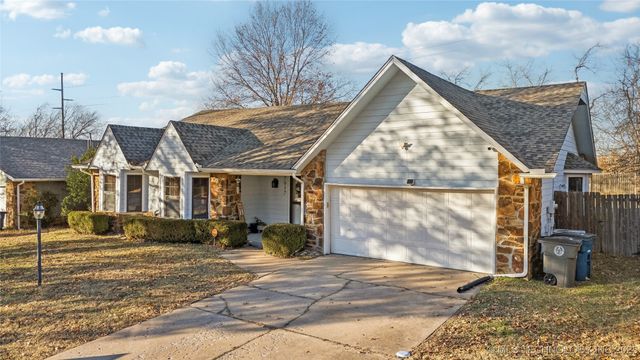 7917 E 77th Street, Tulsa, OK 74133