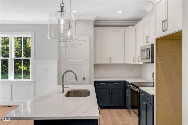 53 Stonewood Loop Lane, Henderson, NC 27537