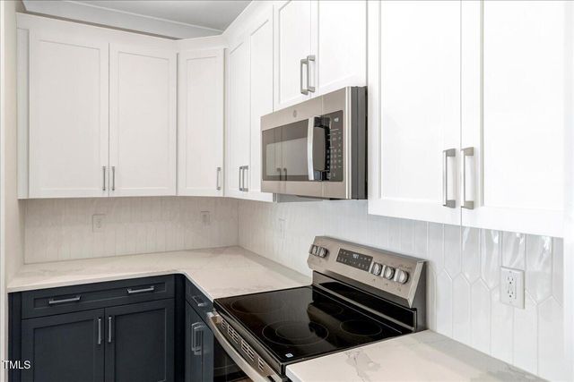 53 Stonewood Loop Lane, Henderson, NC 27537