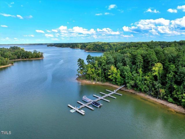 53 Stonewood Loop Lane, Henderson, NC 27537