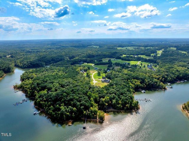 53 Stonewood Loop Lane, Henderson, NC 27537