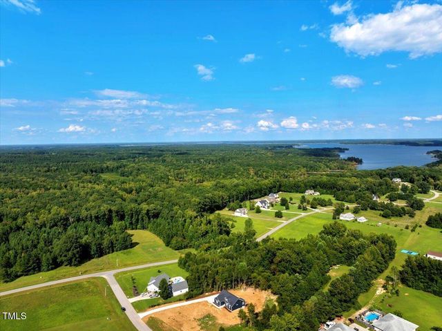 53 Stonewood Loop Lane, Henderson, NC 27537