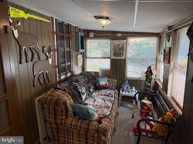1C401 STALEY RD, Waynesboro, PA 17268