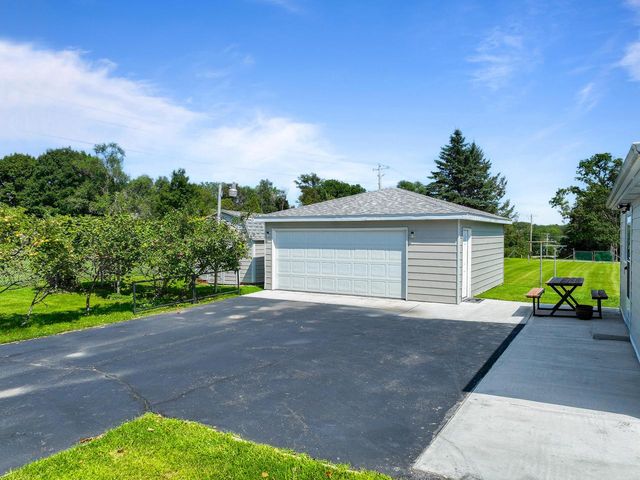 N3358 Hawthorn ROAD, Lake Geneva, WI 53147