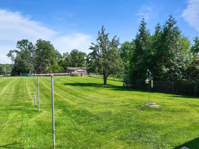 N3358 Hawthorn ROAD, Lake Geneva, WI 53147