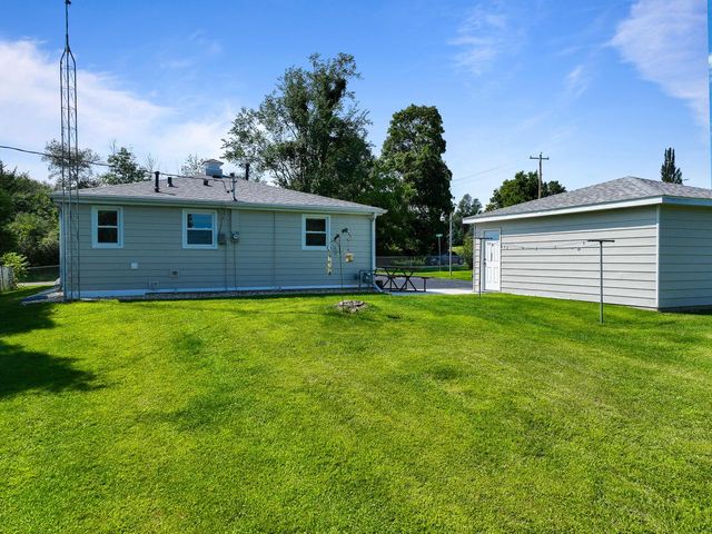 N3358 Hawthorn ROAD, Lake Geneva, WI 53147