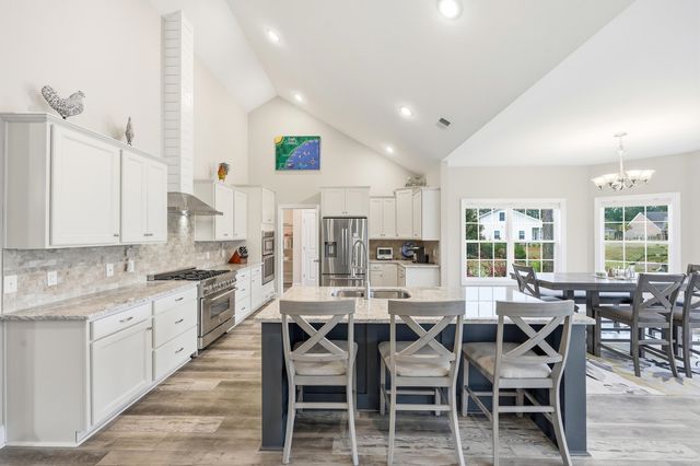 1007 Glossy Ibis Dr., Conway, SC 29526