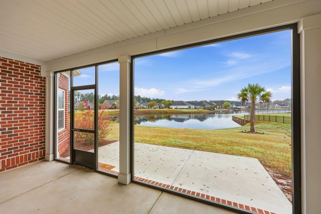 1007 Glossy Ibis Dr., Conway, SC 29526