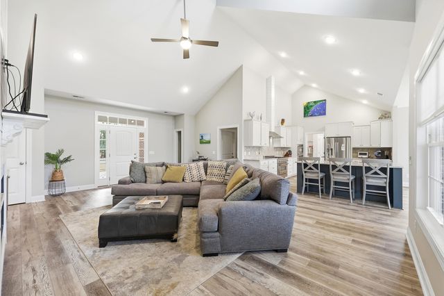 1007 Glossy Ibis Dr., Conway, SC 29526