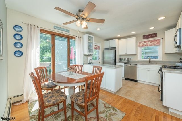 171 Skyline Lake Dr, Ringwood Boro, NJ 07456