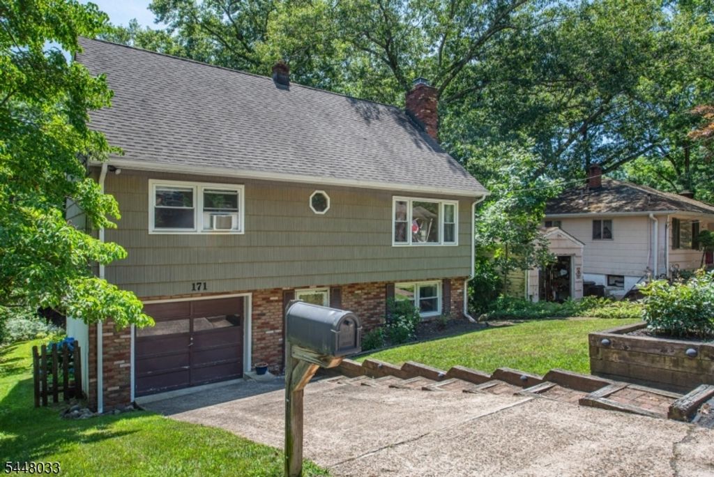 171 Skyline Lake Dr, Ringwood Boro, NJ 07456 — photo 3